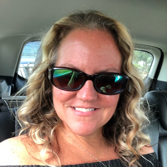 Meet your Posher, Nancy - Picture 1 of 1